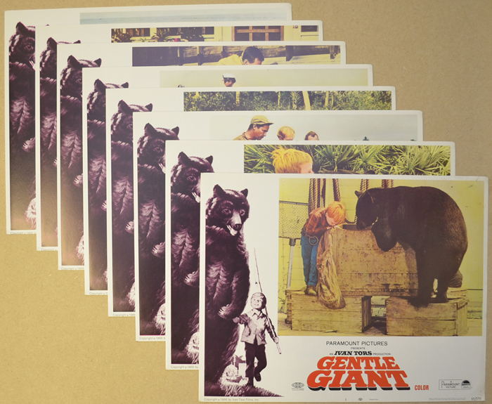 Gentle Giant (Gentle Ben) <p><i> Set Of 8 Cinema Lobby Cards </i></p>